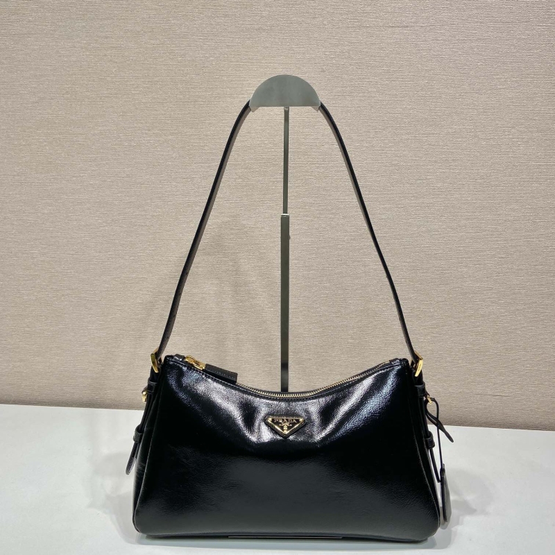 Pra*a hobo bags